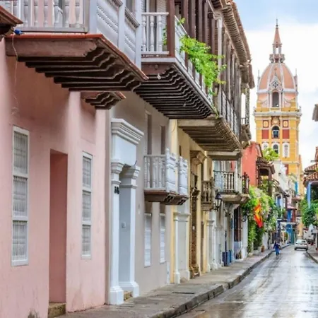 8aps-4 Luxury House In The Historic Center With Pool Air Conditioning And Wifi Сasa de vacaciones Cartagena