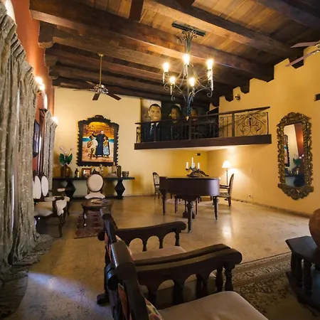 Сasa de vacaciones 8aps-4 Luxury House In The Historic Center With Pool Air Conditioning And Wifi *
