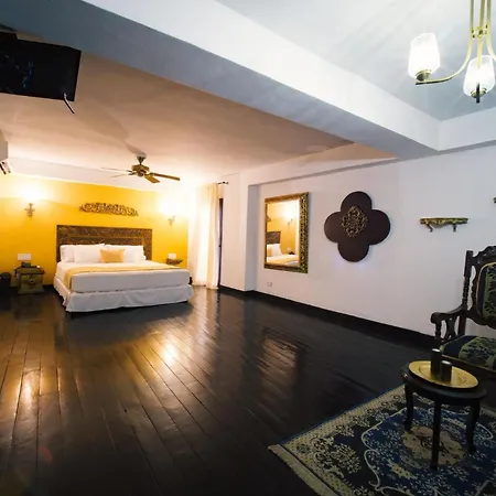 Сasa de vacaciones 8aps-4 Luxury House In The Historic Center With Pool Air Conditioning And Wifi Cartagena